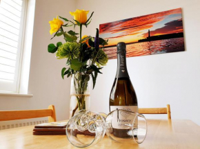 'Little Eaton Margate' Perfectly located Town House by the Sea!